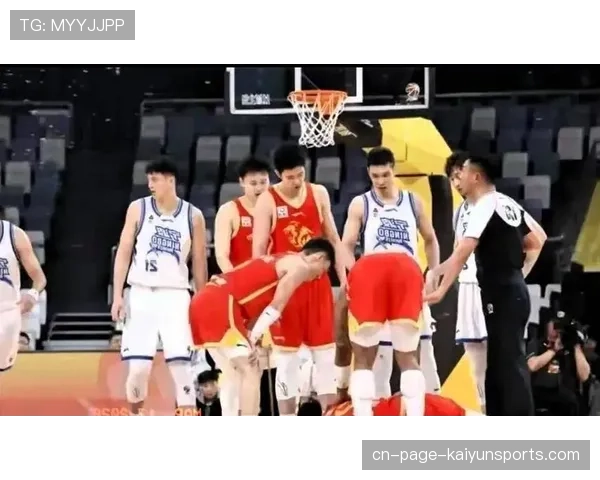 胡金秋肩部受伤离场 广厦内线支柱伤情影响季后赛布局